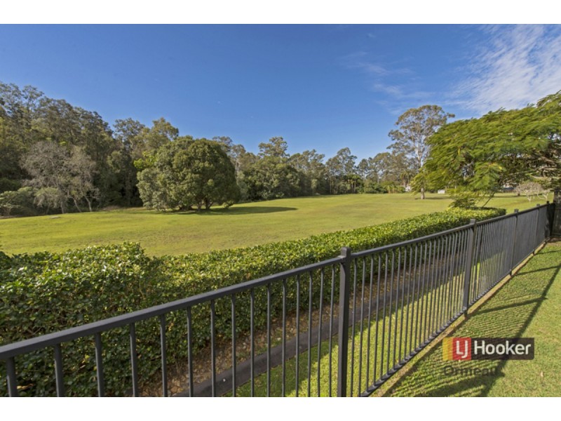 44 Albert Valley Drive, Bahrs Scrub QLD 4207