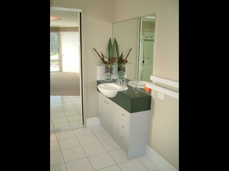 16 Peachester Close, Ormeau QLD 4208