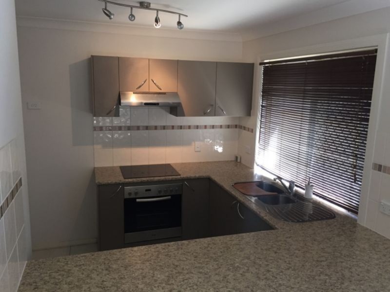 4 Benarkin Close, Waterford QLD 4133