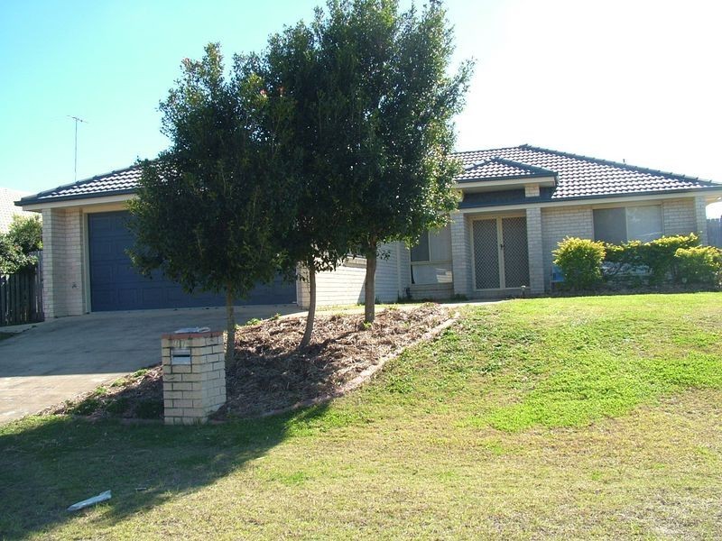 77 Halfway Drive, Ormeau QLD 4208