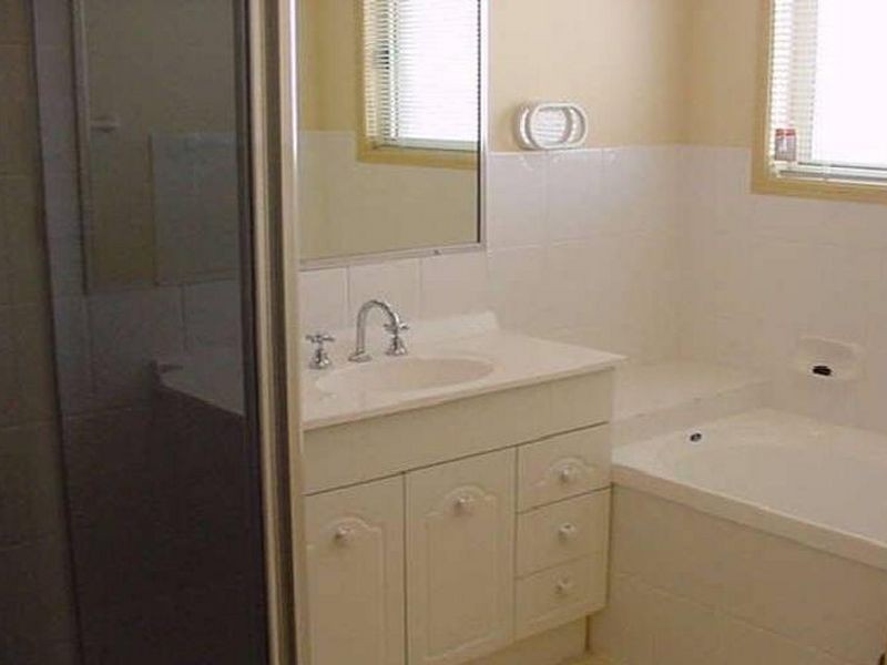 77 Halfway Drive, Ormeau QLD 4208