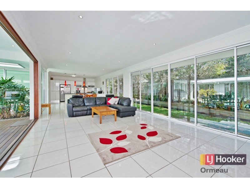 29 Lauradale Crescent, Ormeau QLD 4208