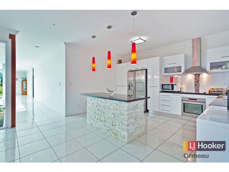 29 Lauradale Crescent, Ormeau QLD 4208