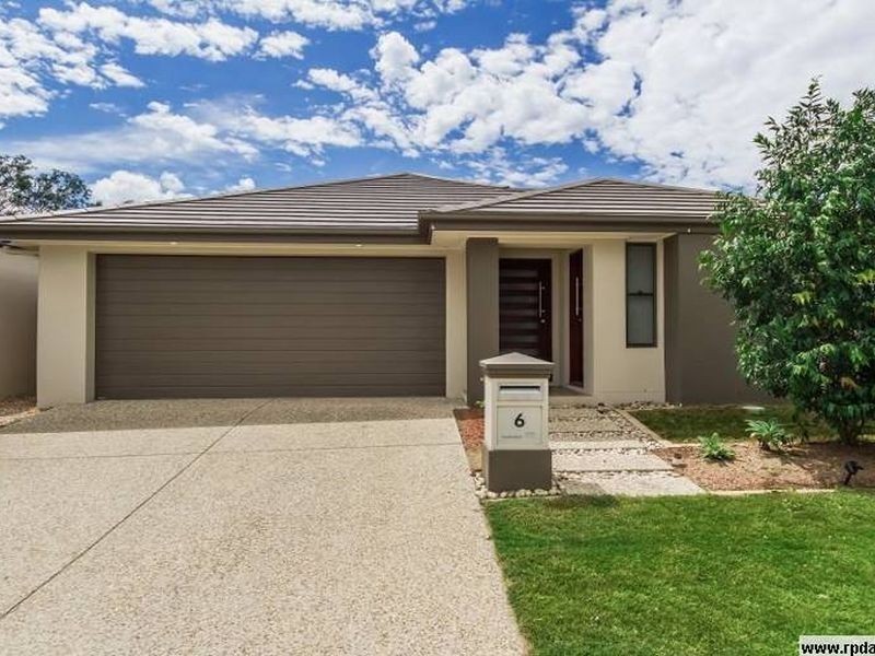 6 Rowella Street, Pimpama QLD 4209