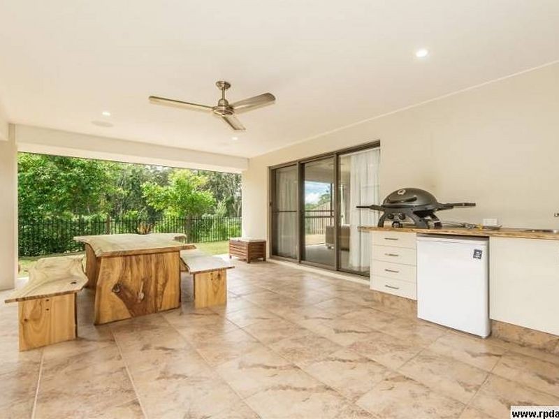 6 Rowella Street, Pimpama QLD 4209