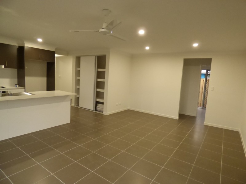43 Chrome Drive, Pimpama QLD 4209