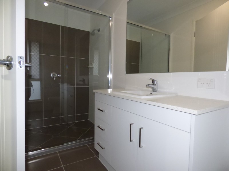 43 Chrome Drive, Pimpama QLD 4209