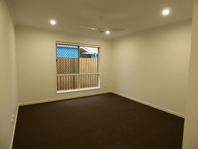 43 Chrome Drive, Pimpama QLD 4209