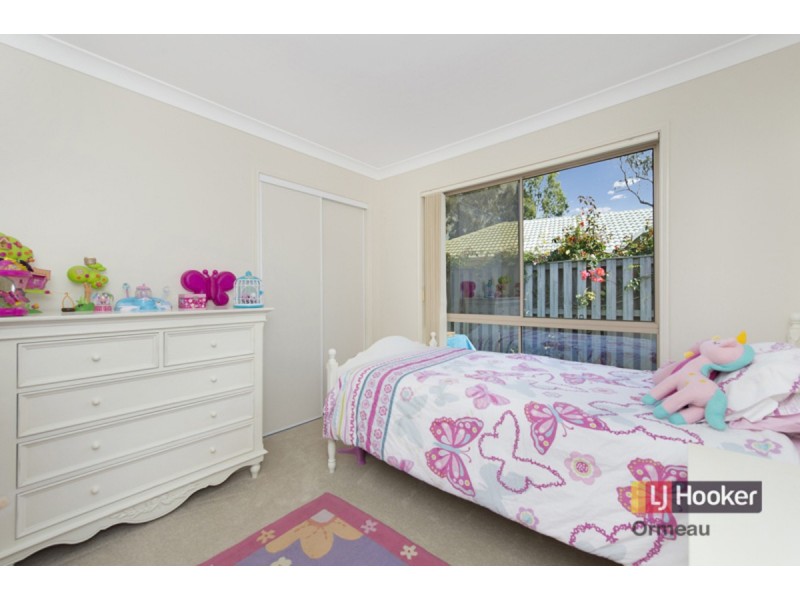 17 Bedivere Drive, Ormeau QLD 4208