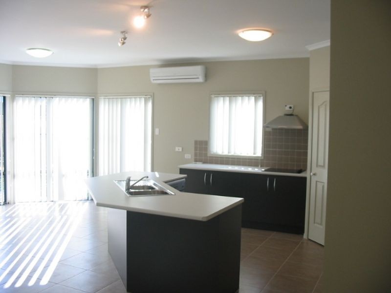 66 Maidenwell Road, Ormeau QLD 4208