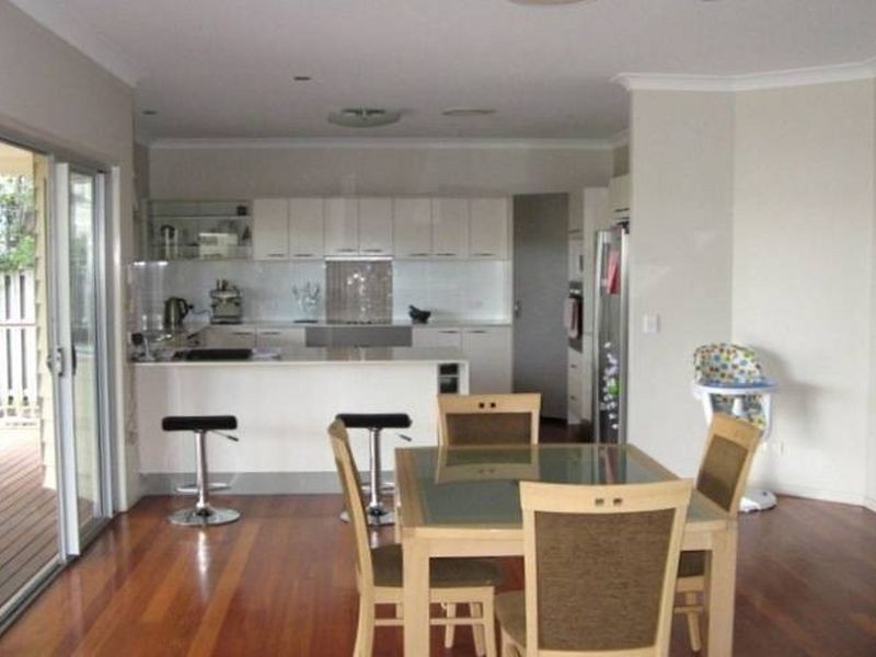 18 Rainlily Crescent, Upper Coomera QLD 4209