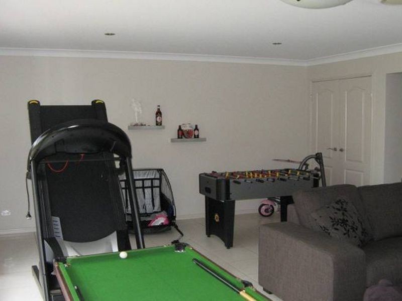 18 Rainlily Crescent, Upper Coomera QLD 4209