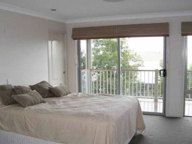 18 Rainlily Crescent, Upper Coomera QLD 4209