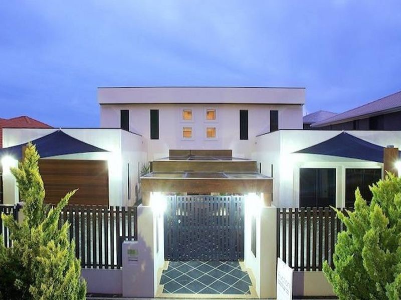 55 Brittany Drive, Oxenford QLD 4210