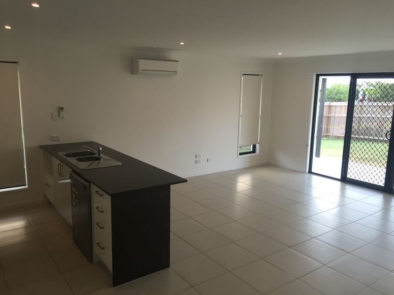 2 Yoorigan Lane, Pimpama QLD 4209