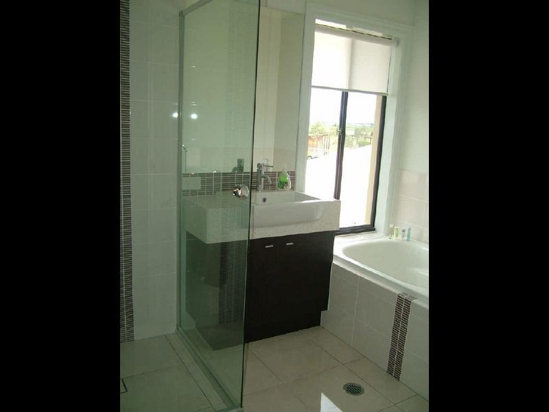 19 Pincally Crescent, Ormeau QLD 4208