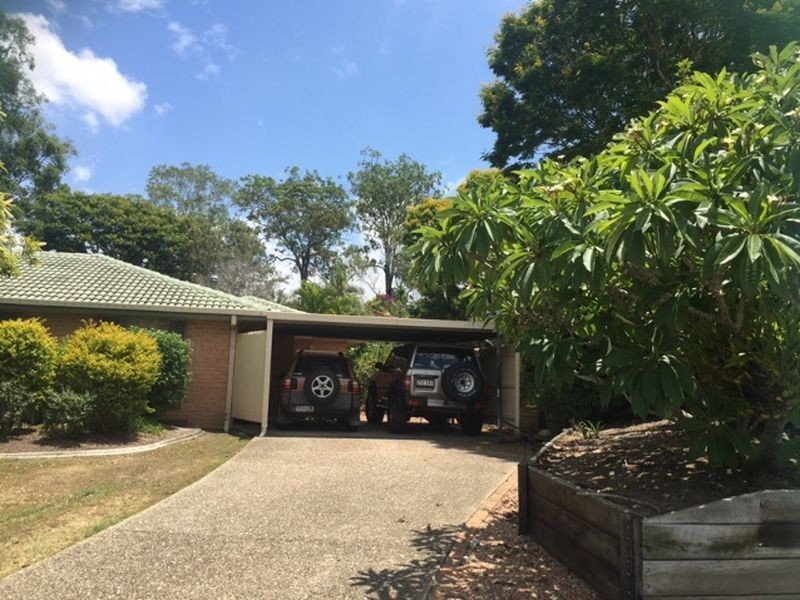 2 Benjamin Way, Windaroo QLD 4207