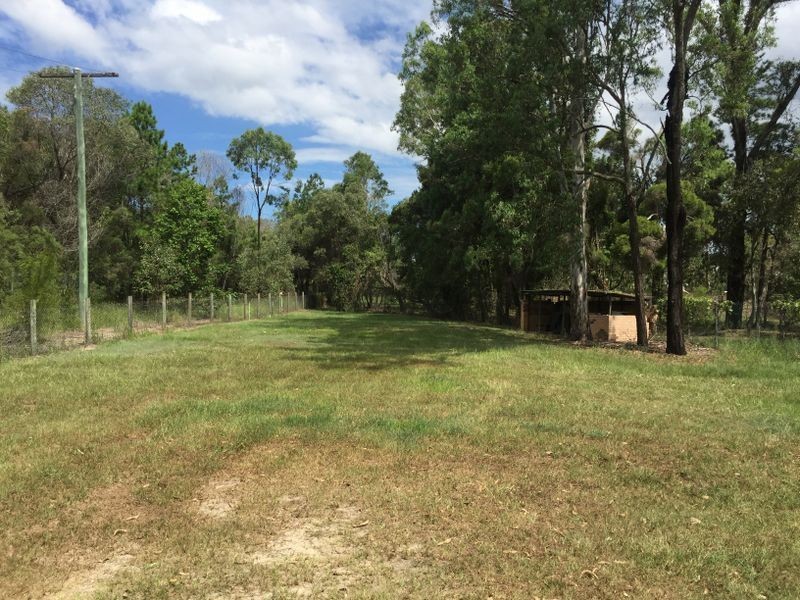 9 Lloyds Lane, Yatala QLD 4207