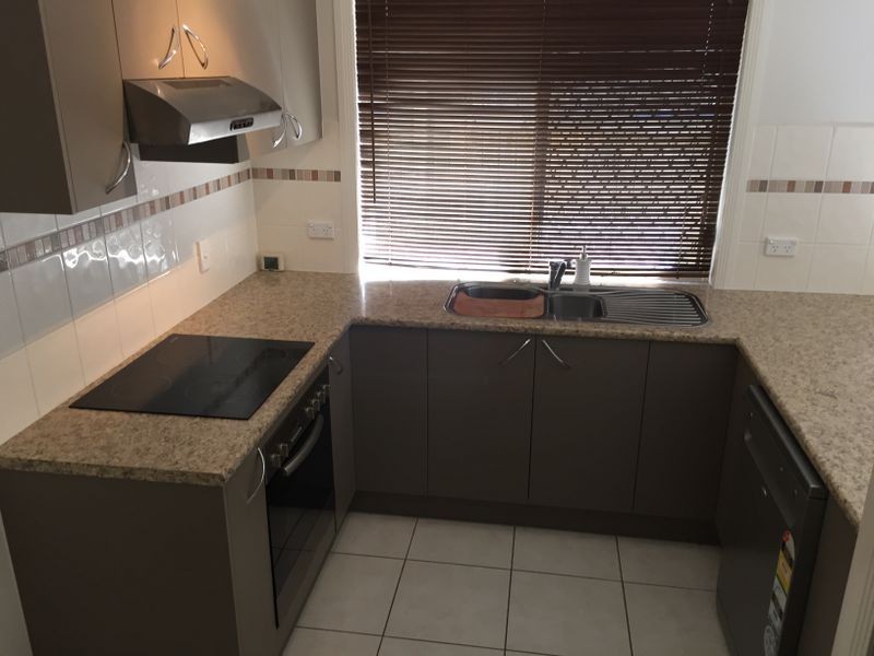 4 Benarkin Close, Waterford QLD 4133