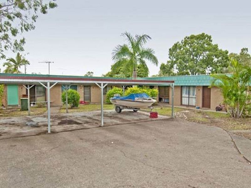 2/4 Conoble Court, Eagleby QLD 4207