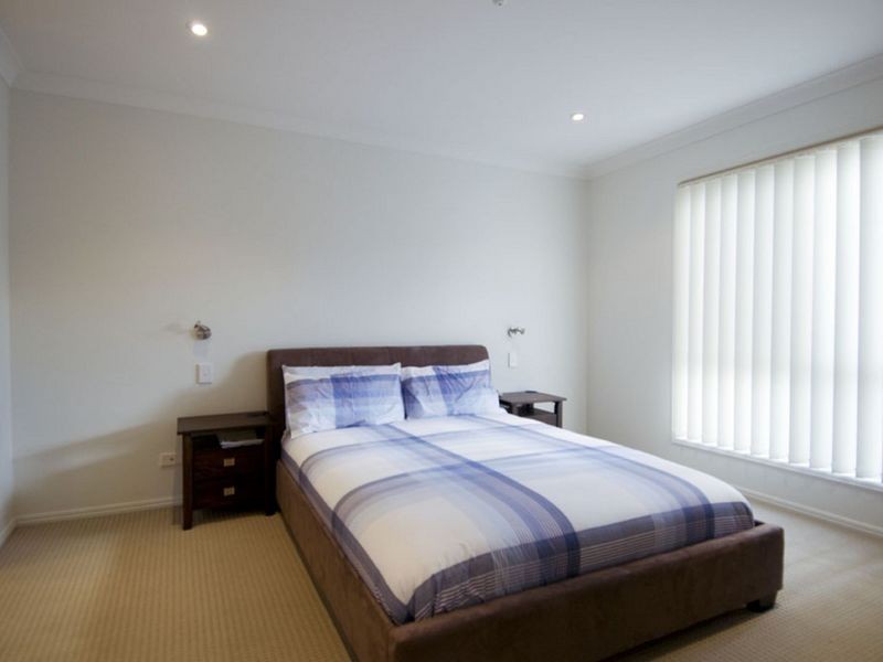 2/3 Morrell Court, Ormeau QLD 4208