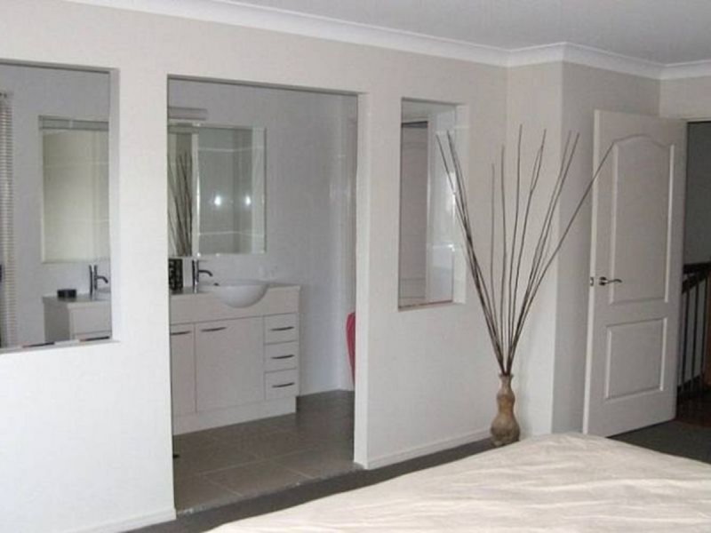 18 Rainlily Crescent, Upper Coomera QLD 4209