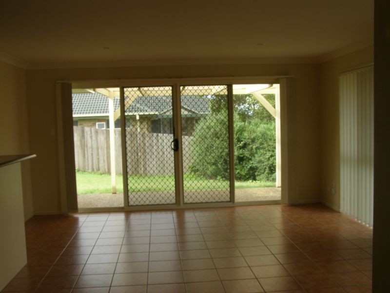 10 Dahlia Crt, Ormeau QLD 4208