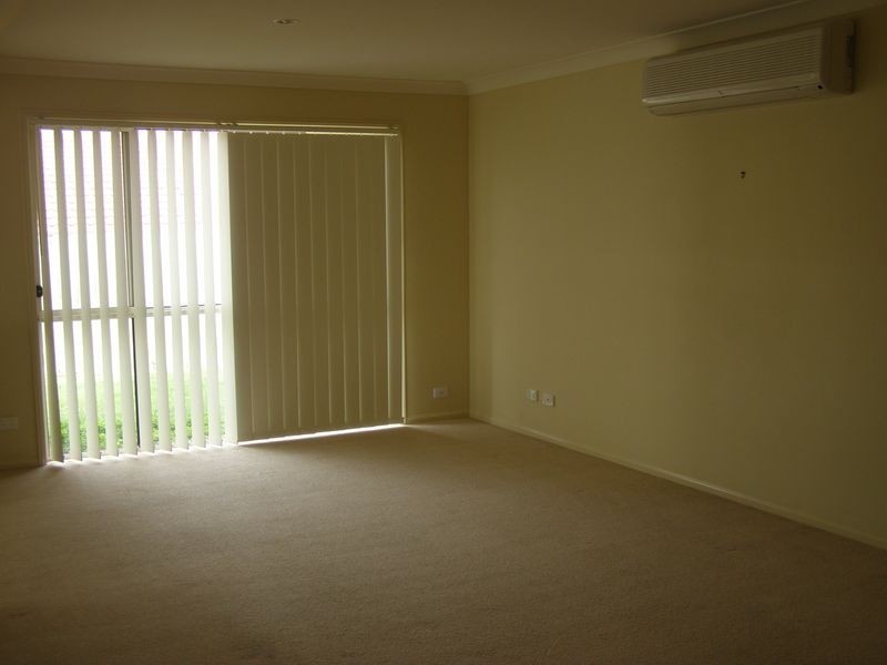 10 Dahlia Crt, Ormeau QLD 4208