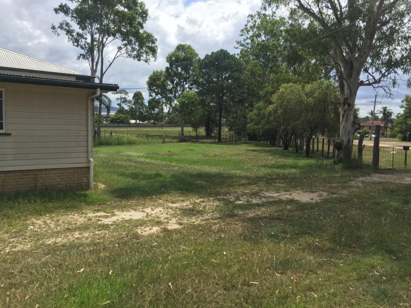 9 Lloyds Lane, Yatala QLD 4207