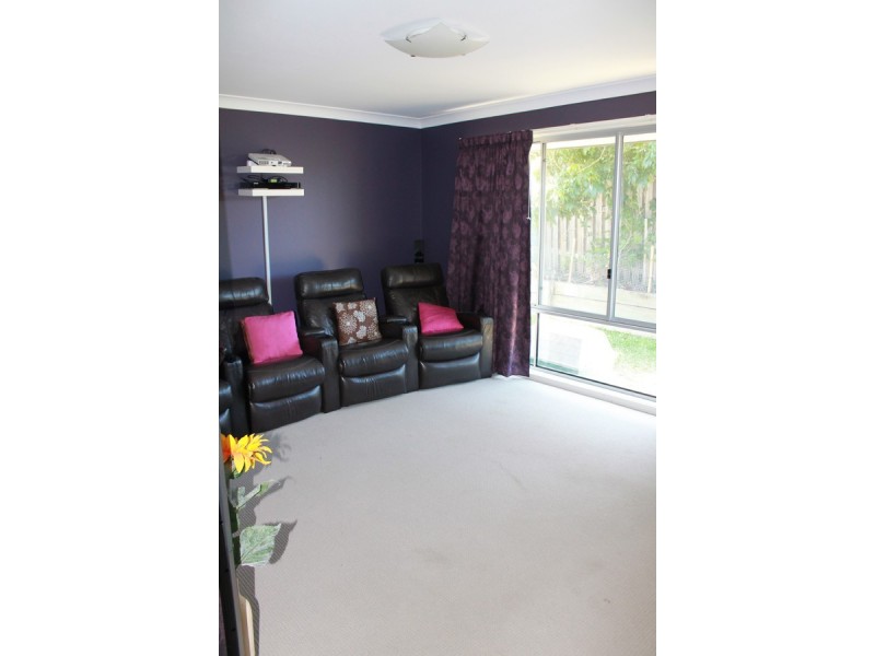 2 Achievement Drive, Ormeau QLD 4208