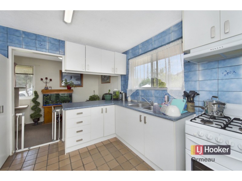 13 Clare Road, Kingston QLD 4114