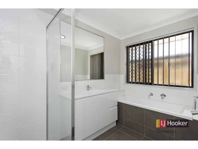 13 Taurus Circuit, Coomera QLD 4209