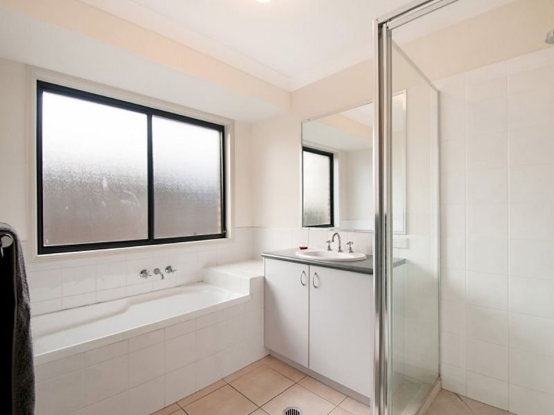 28 Shawnee Crescent, Pimpama QLD 4209