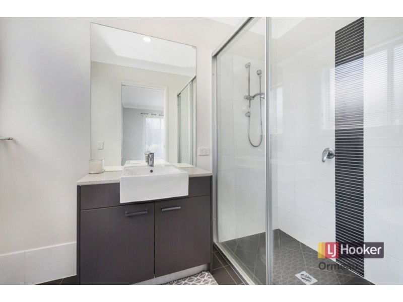 63 Brookside Circuit, Ormeau QLD 4208