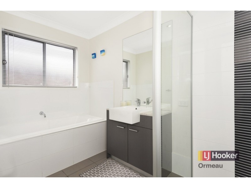 63 Brookside Circuit, Ormeau QLD 4208