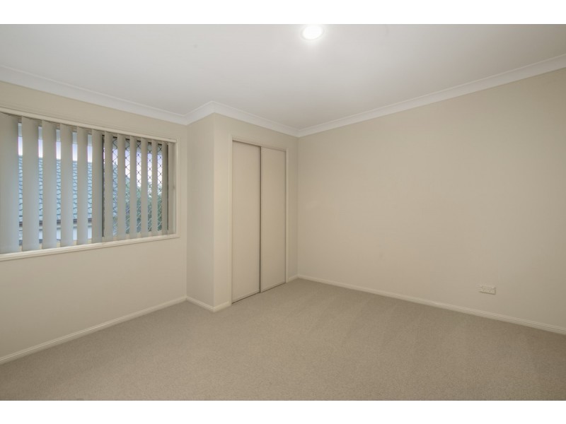 21 Hillside Crescent, Edens Landing QLD 4207
