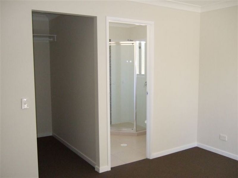 10 Achievement Drive, Ormeau QLD 4208