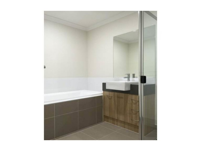 1/6 Scobie Street, Willow Vale QLD 4209