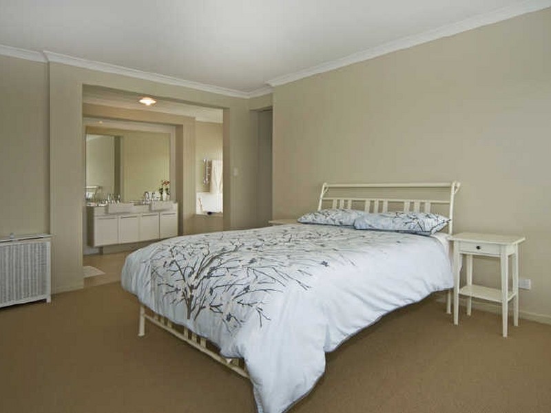 35 Lynbrook Avenue, Ormeau QLD 4208