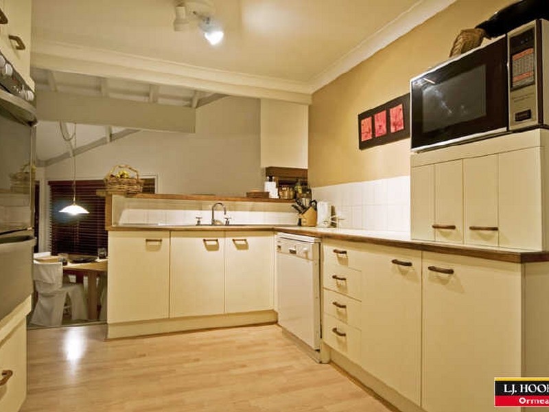 10 Edwards Place, Ormeau QLD 4208