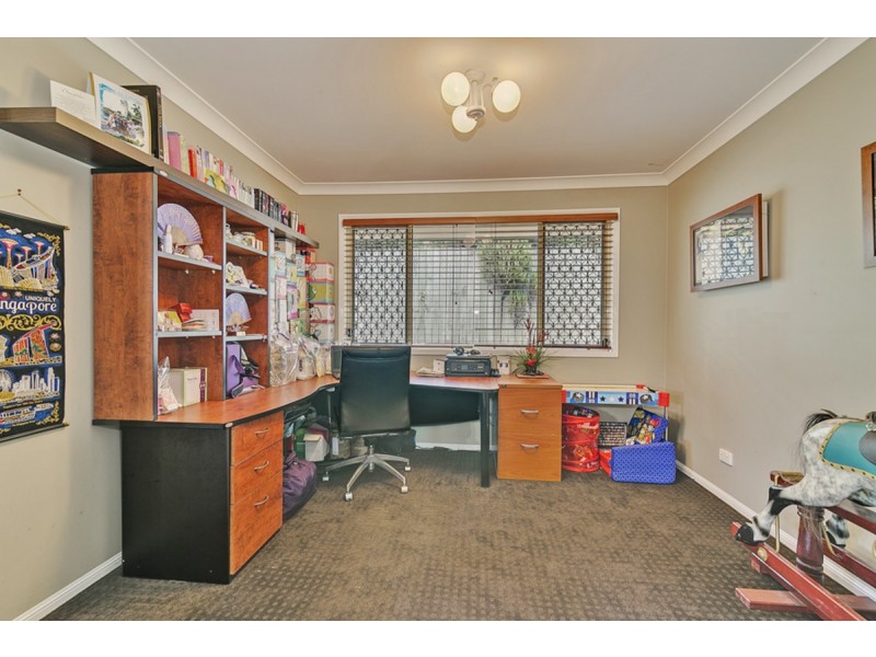 3 Rita Court, Mount Warren Park QLD 4207