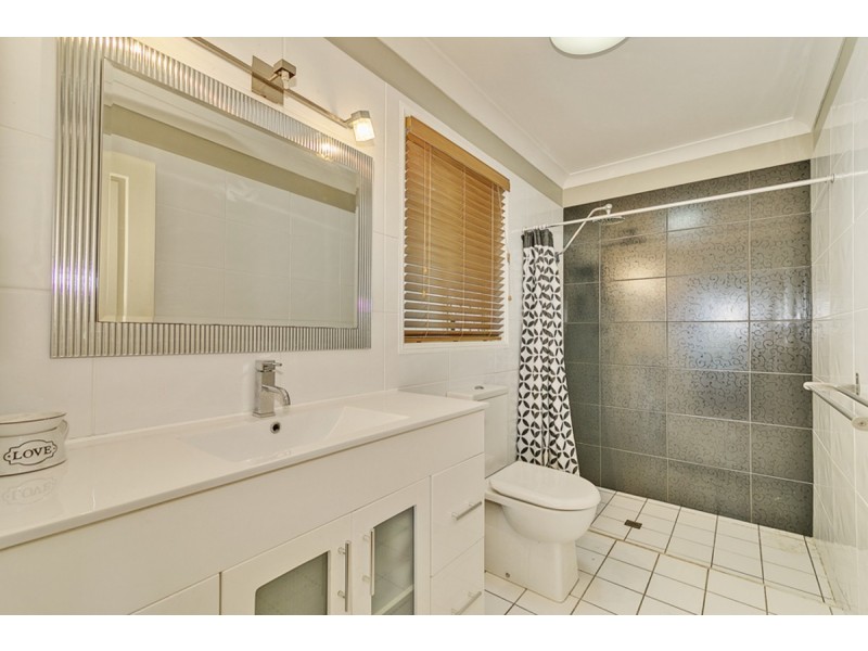 3 Rita Court, Mount Warren Park QLD 4207