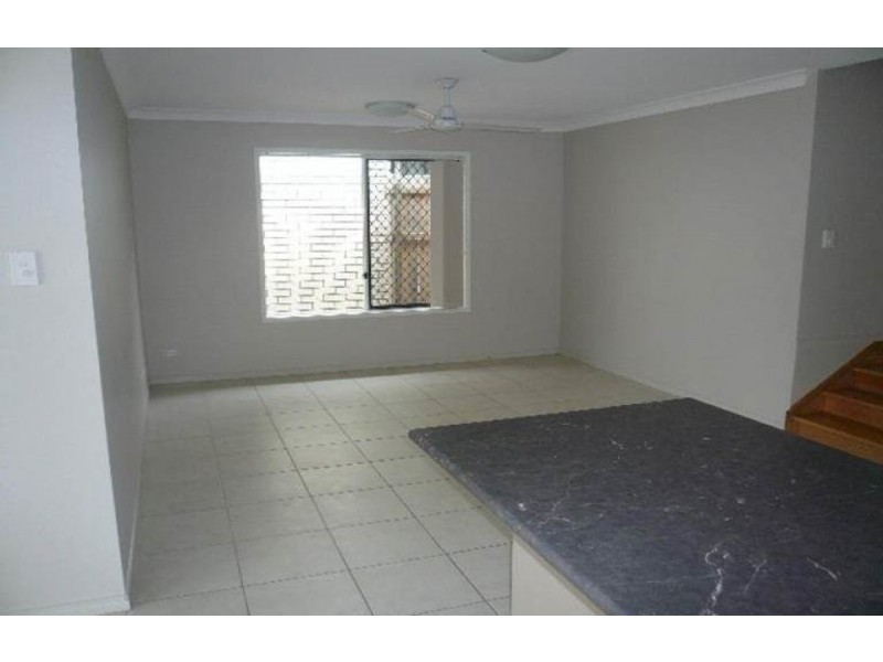 27 Mossman Parade, Waterford QLD 4133