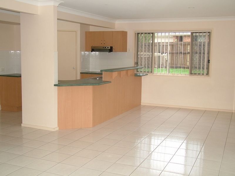 2 Chester Crt, Ormeau QLD 4208