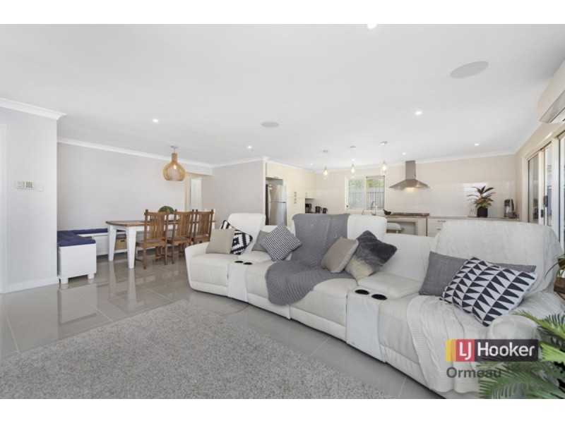 17 Haase Crescent, Ormeau QLD 4208