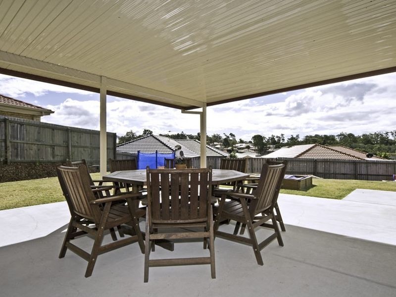 37 Bedivere Dr, Ormeau QLD 4208