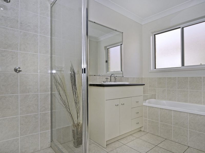 37 Bedivere Dr, Ormeau QLD 4208