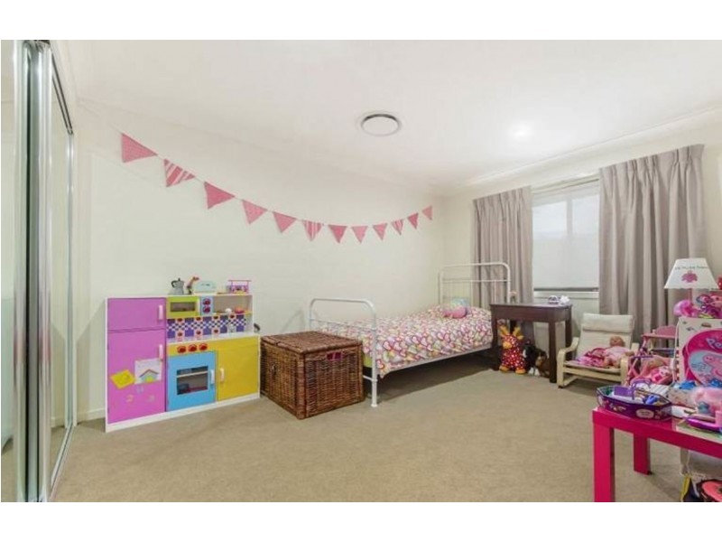 6 Rowella Street, Pimpama QLD 4209