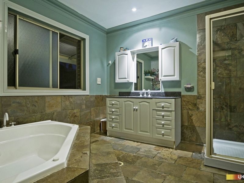111 Peachey Rd, Ormeau QLD 4208