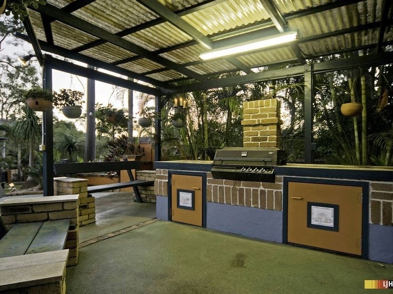 111 Peachey Rd, Ormeau QLD 4208